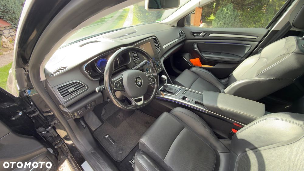 Renault Megane BLUE dCi 150 EDC BOSE EDITION - 9