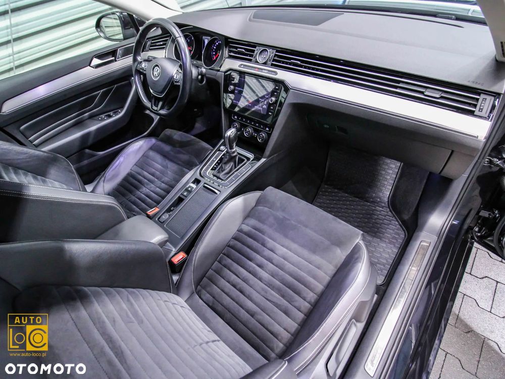 Volkswagen Passat 2.0 TDI SCR DSG Highline - 9