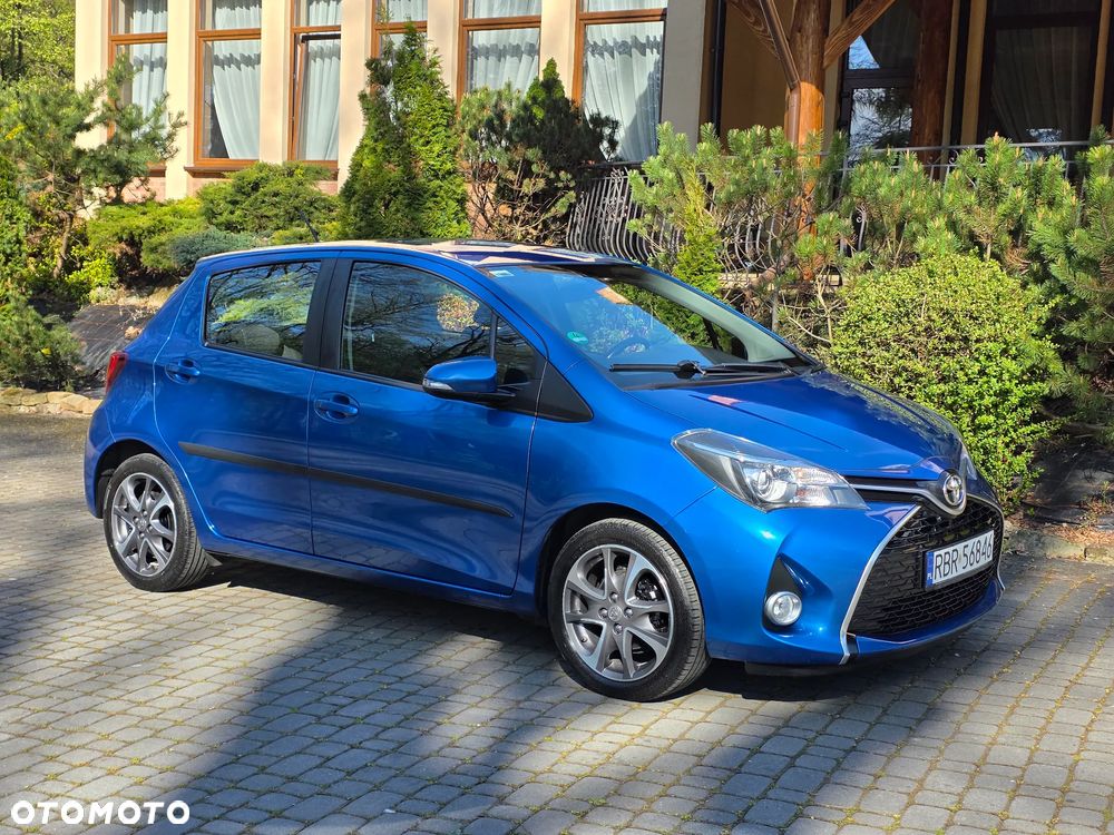 Toyota Yaris 1.33 VVT-i Executive - 25