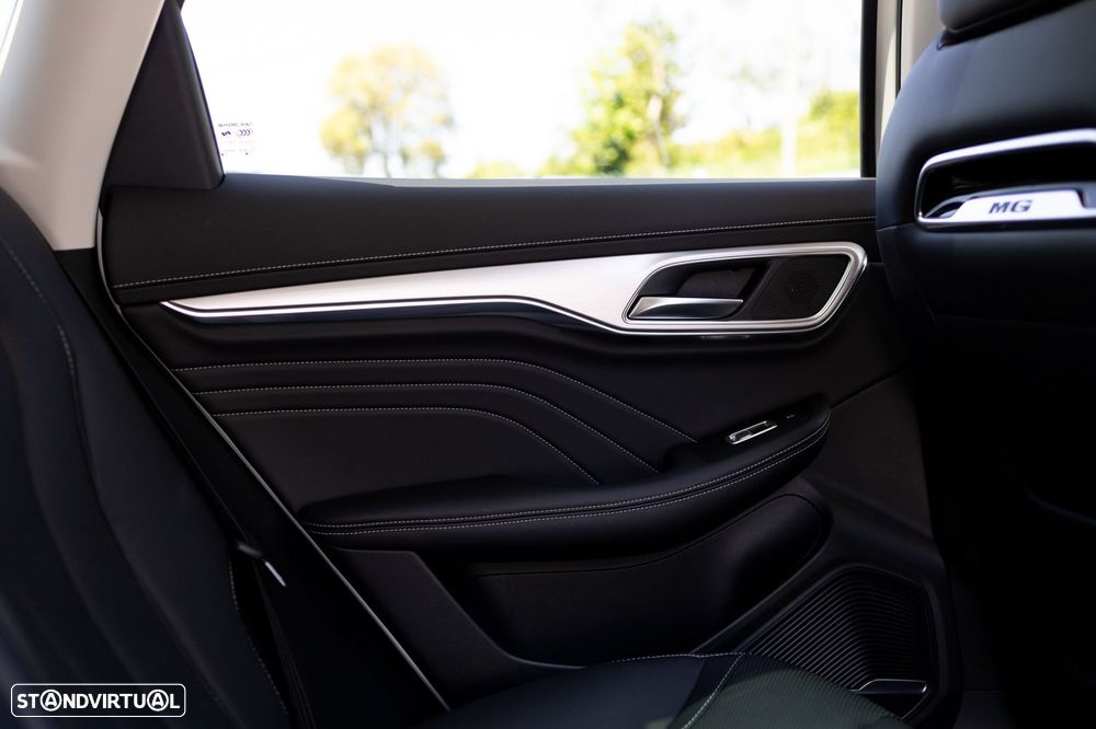 MG Marvel R 70 kWh Luxury - 30