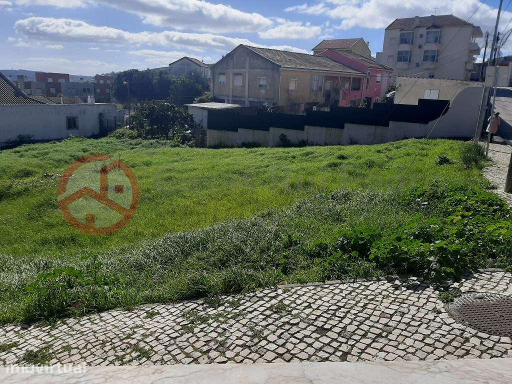 Terreno urbano para construção no Casal da Mira, Amadora - Grande imagem: 2/9