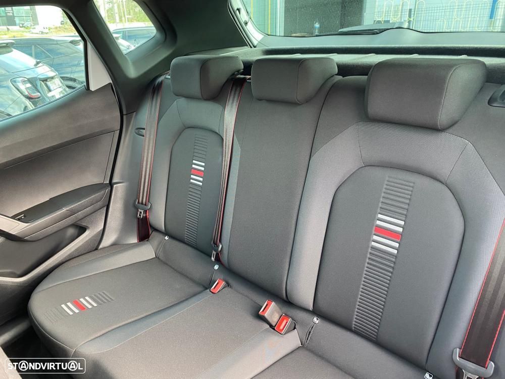 SEAT Arona 1.0 TSI FR - 9