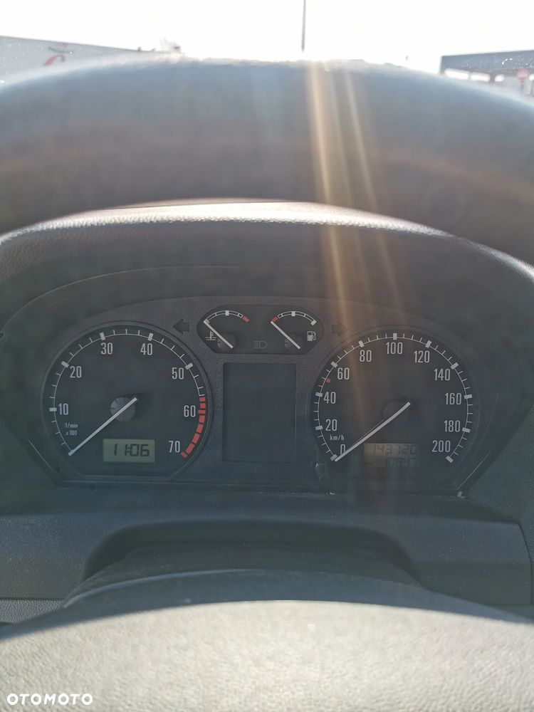 Skoda Fabia 1.4 16V Classic - 11