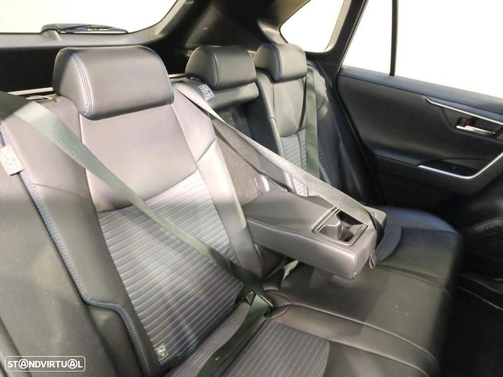 Toyota RAV4 2.5 HDF Square Collection - 8