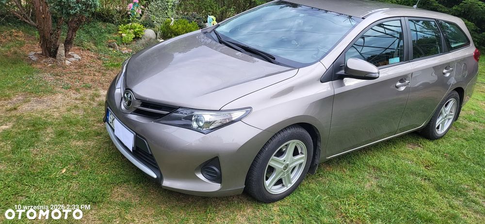 Toyota Auris - 4