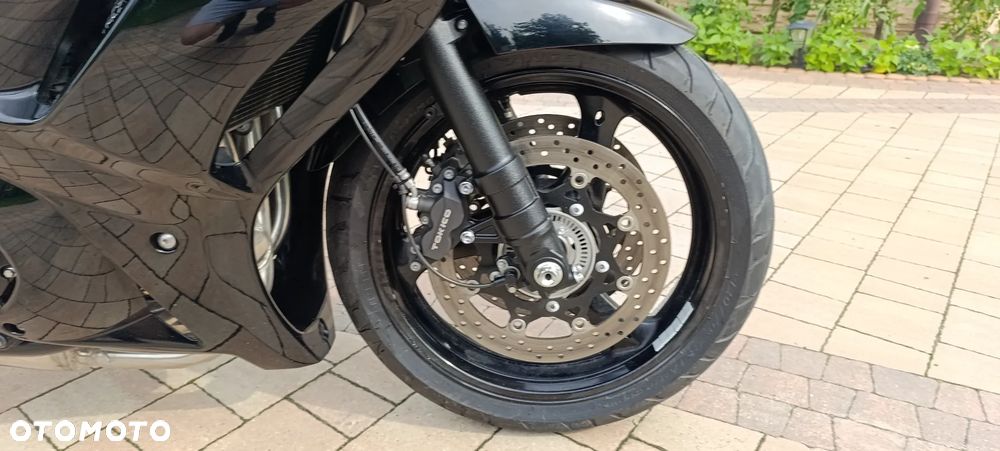 Suzuki GSX - 31