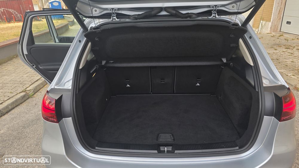 Mercedes-Benz B 180 d - 26