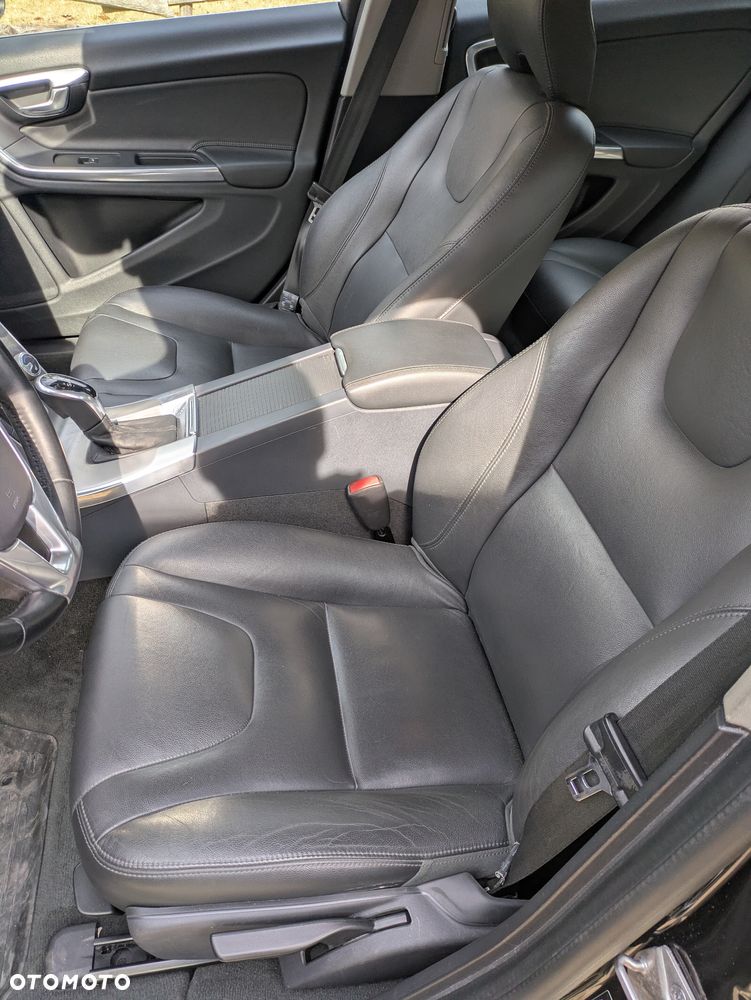 Volvo V60 D4 Drive-E Summum - 21