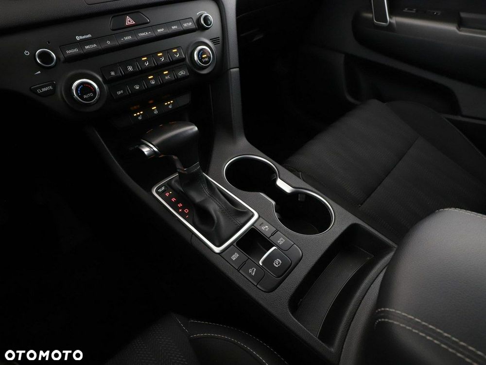 Kia Sportage 1.6 T-GDI 2WD DCT SPIRIT - 32