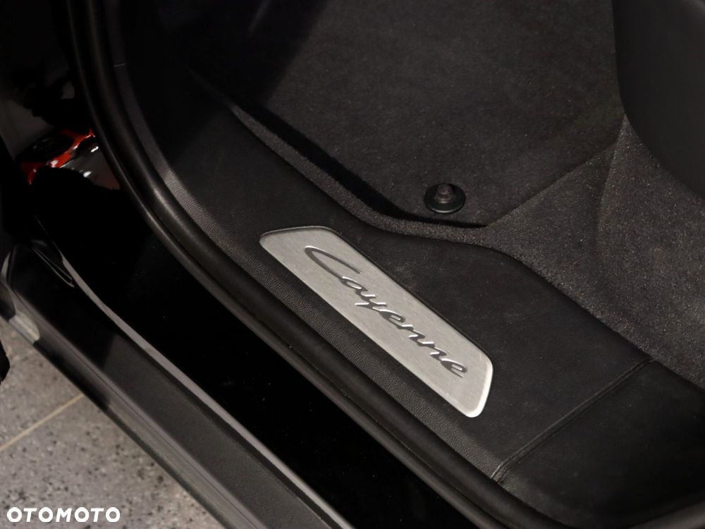 Porsche Cayenne E-Hybrid PHEV - 30