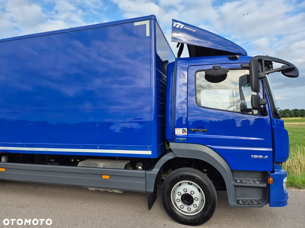 Mercedes-Benz Atego 1224 7.75m TOP1 STAN WINDA HAK z Niemiec tylko 320 000km UBRANIÓWKA czyściutki 6 cylindrów - 16
