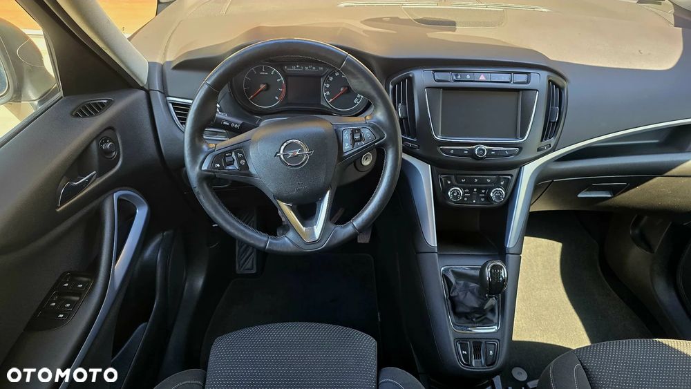 Opel Zafira 1.4 Turbo Innovation - 10