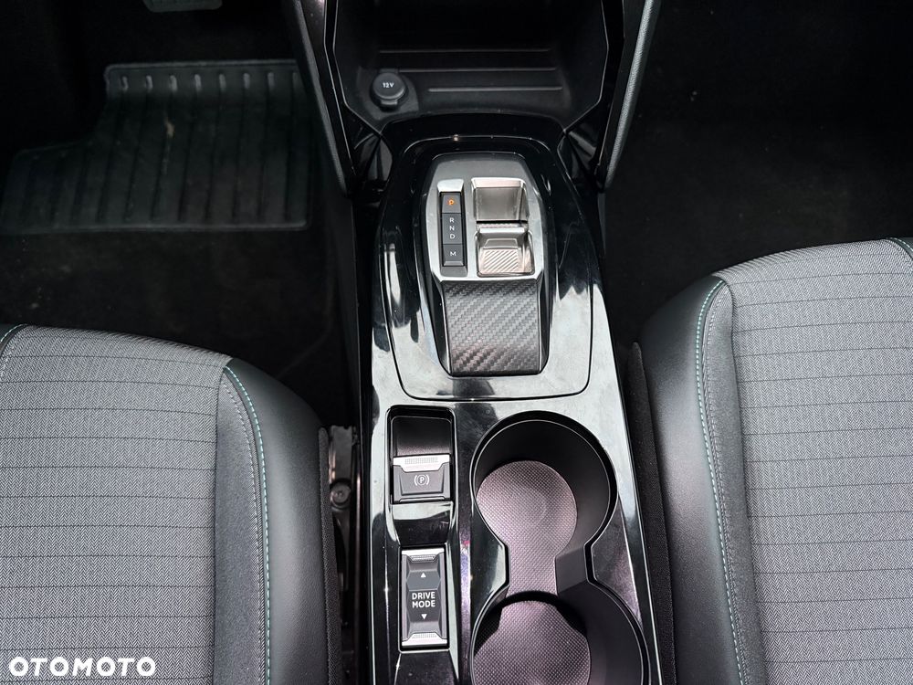 Peugeot 2008 1.2 PureTech Allure S&S EAT8 - 23