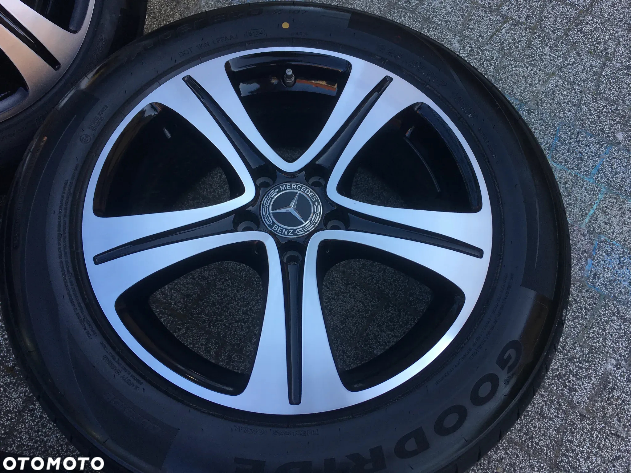 Mercedes E Klasa W213 Koła Felgi Aluminiowe Z Nowymi Oponami 225/50r17 - 16