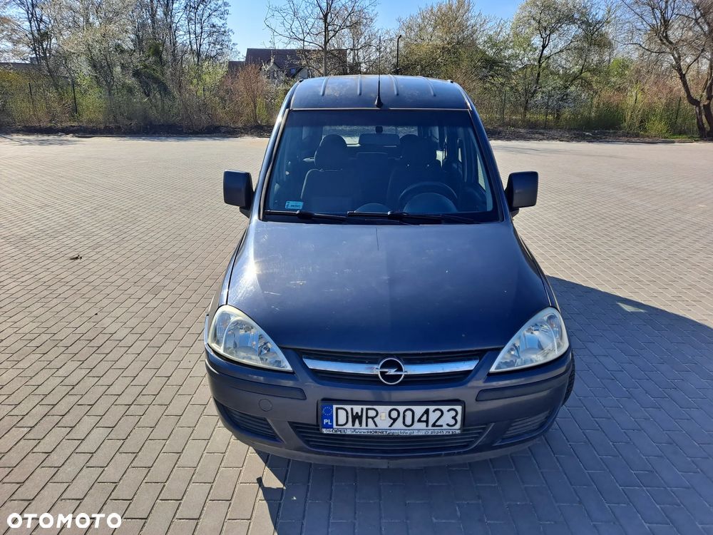 Opel Combo Tour - 8
