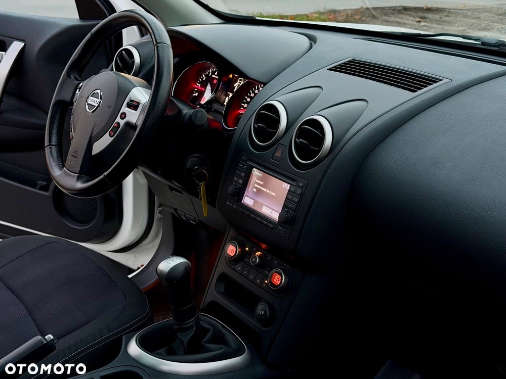 Nissan Qashqai 1.6 Tekna - 12