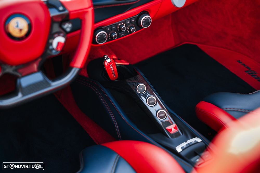 Ferrari 488 - 38