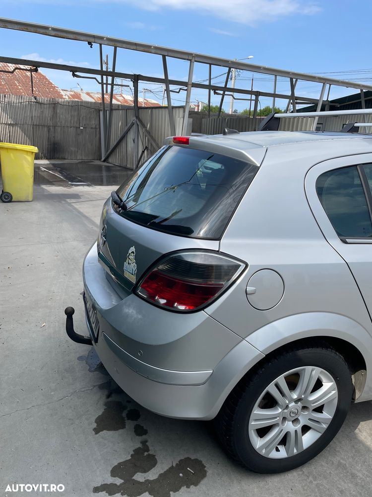 Opel Astra - 4