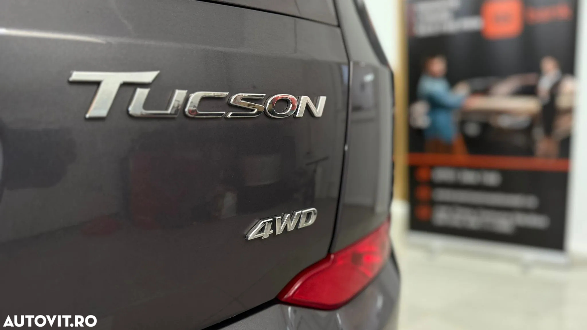 Hyundai Tucson 2.0 CRDI 4WD Style - 24