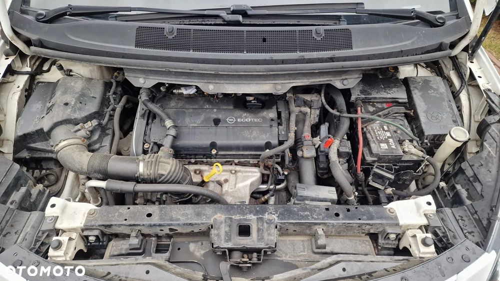 Opel Zafira - 17
