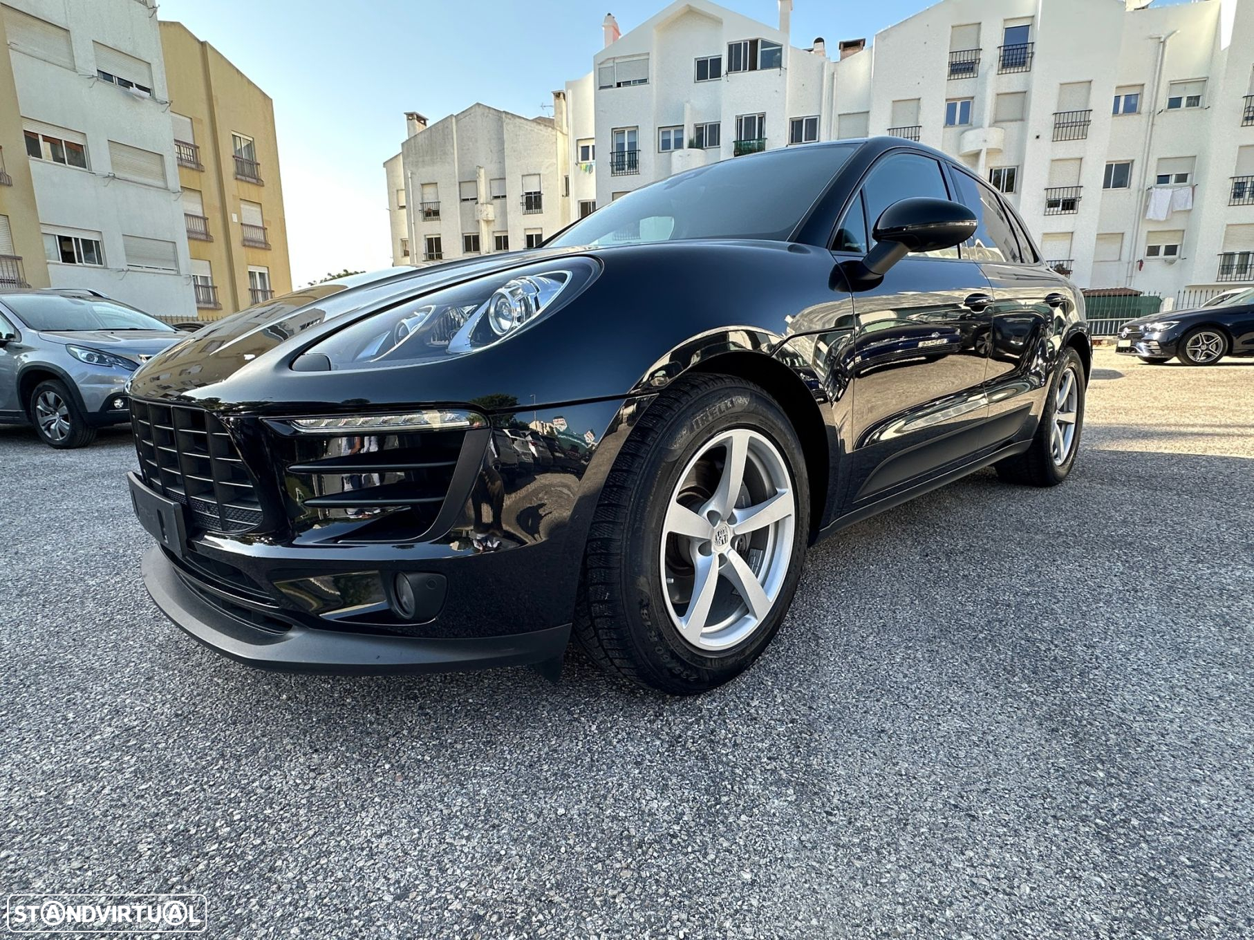 Porsche Macan Standard - 2