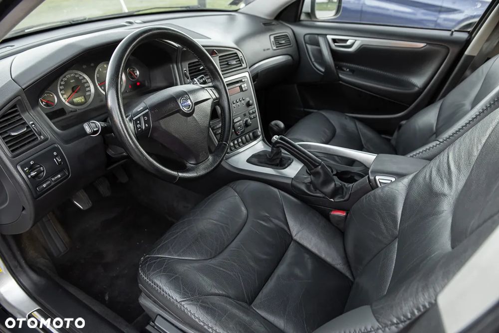 Volvo XC 70 AWD Premium - 17