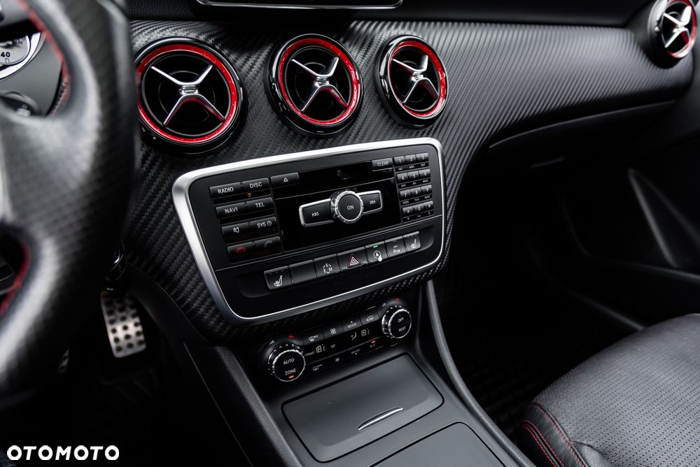 Mercedes-Benz Klasa A 250 Sport 4Matic 7G-DCT - 37