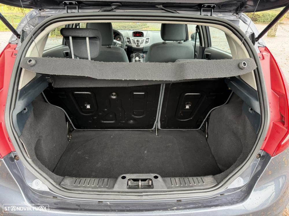 Ford Fiesta 1.25 Titanium - 21