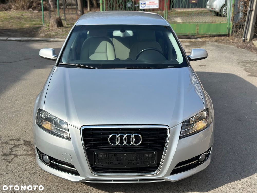 Audi A3 Sportback - 12