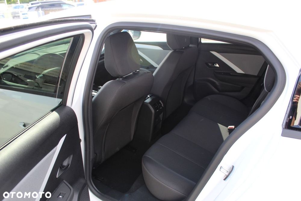 Opel Astra - 25