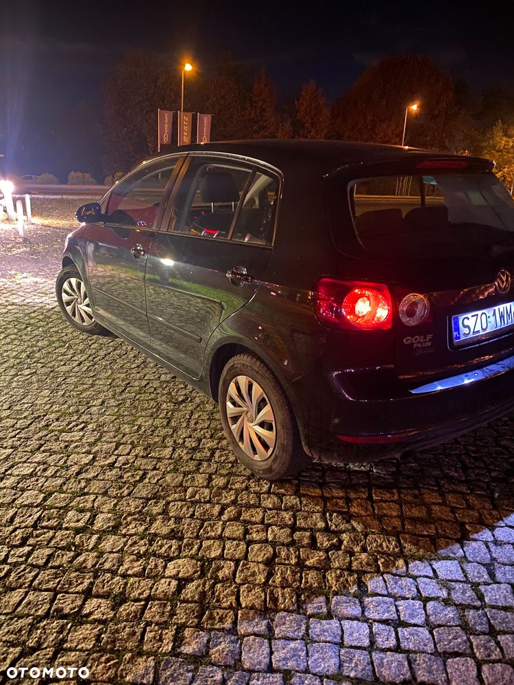 Volkswagen Golf Plus 1.6 TDI DPF Comfortline - 12