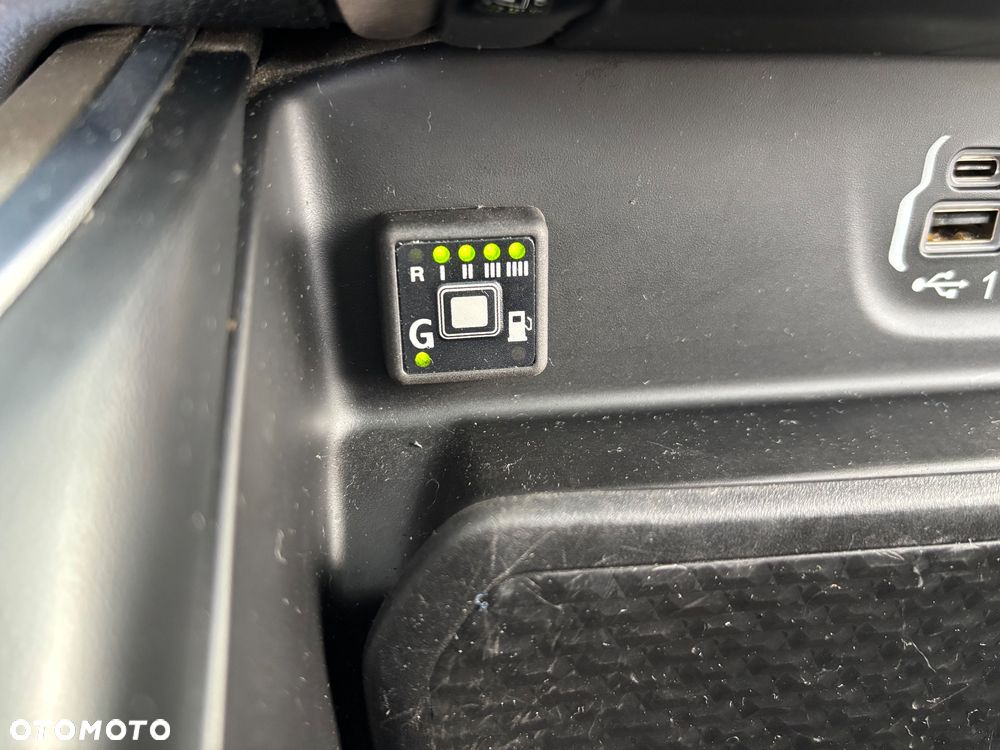 RAM 1500 Quad Cab Laramie - 36