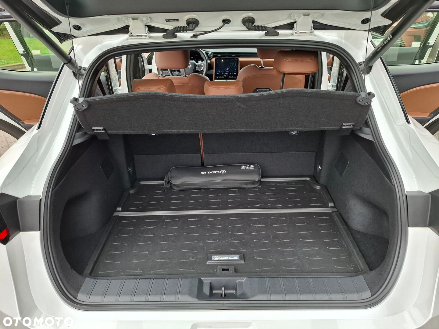 Lexus LBX 1.5 Hybrid Relax AWD - 27