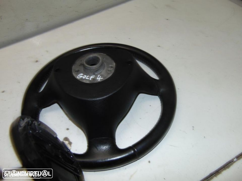 Seat Ibiza modelo 2000 volante - 7