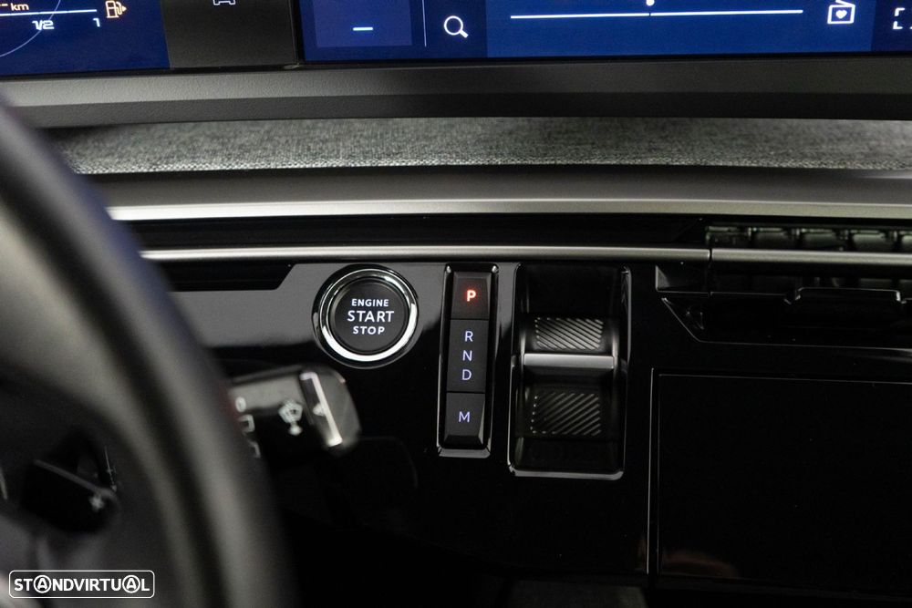 Peugeot 5008 1.2 Hybrid Allure e-DCS6 - 22