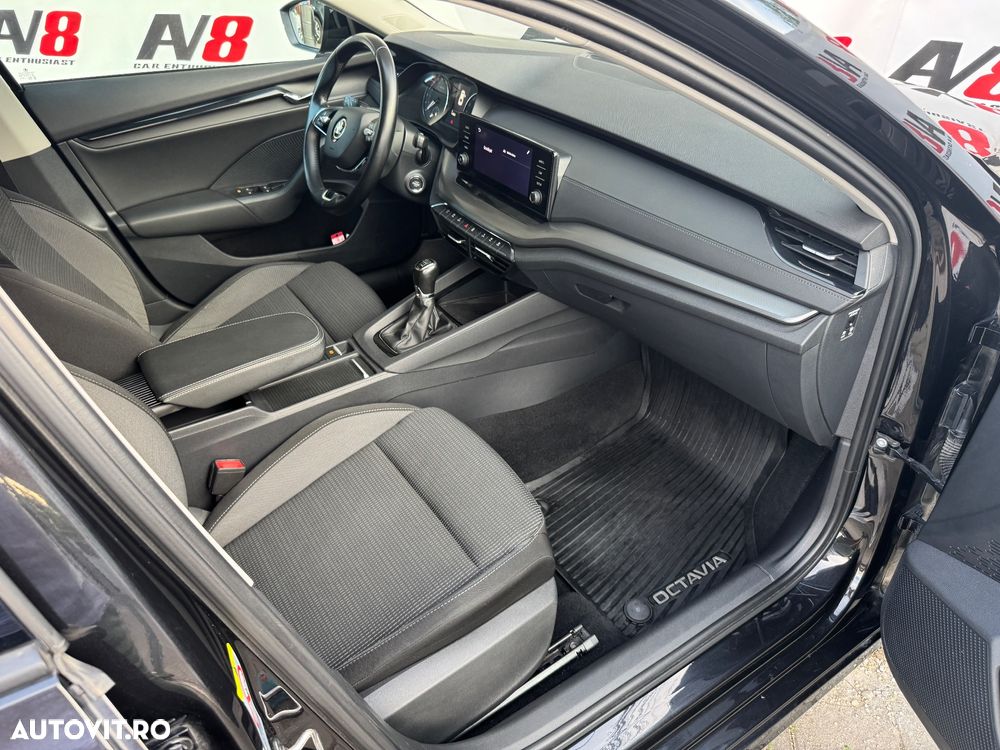 Skoda Octavia 2.0 TDI Ambition - 24