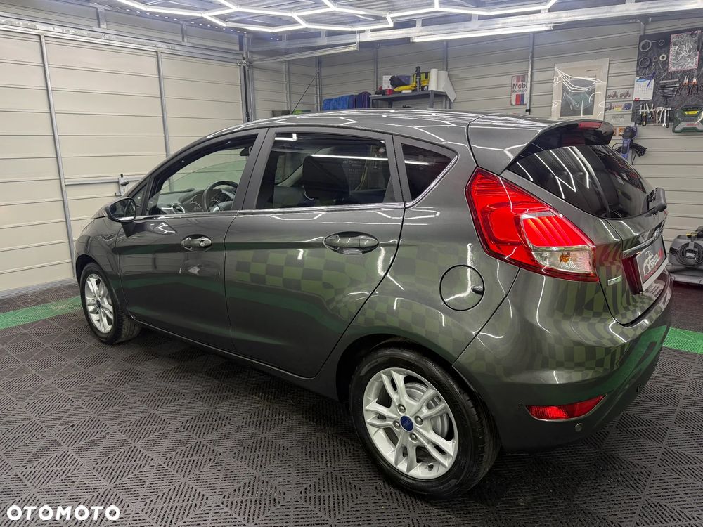 Ford Fiesta - 21