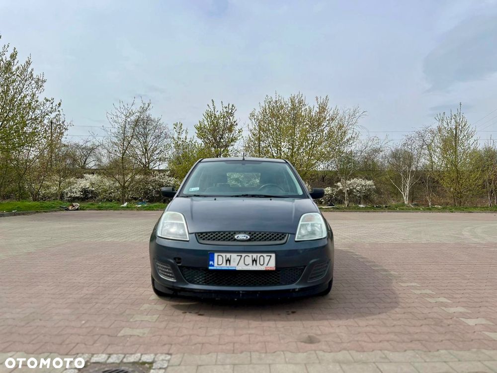 Ford Fiesta - 2