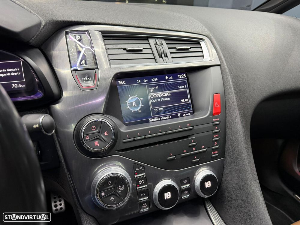 Citroën DS5 1.6 THP So Chic - 8