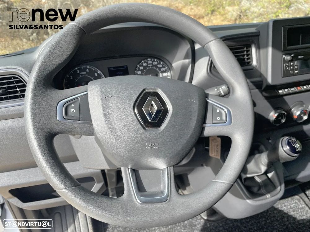 Renault Master L2H2 3,5T BDCI 150 - 12