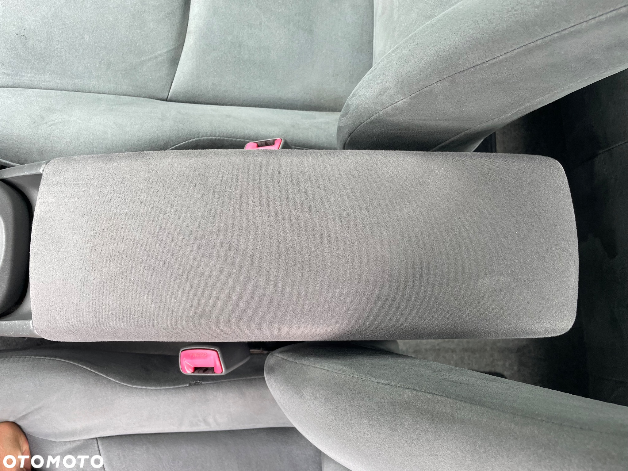 Toyota Prius (Hybrid) Comfort - 29