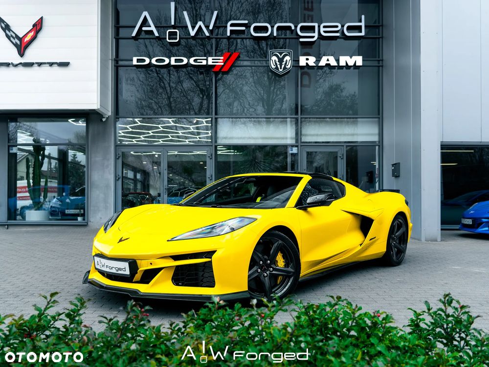 Chevrolet Corvette - 1