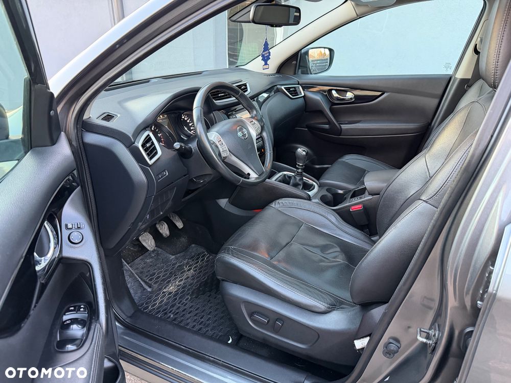 Nissan Qashqai 1.5 dCi Tekna+ - 6