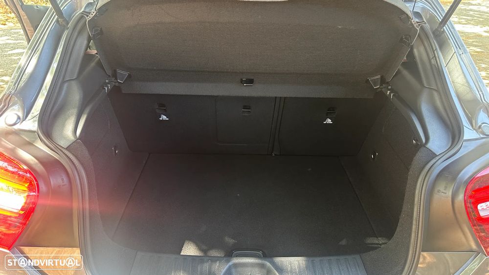 Mercedes-Benz A 45 AMG 4Matic Speedshift 7G-DCT - 30
