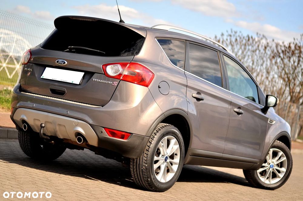 Ford Kuga - 2