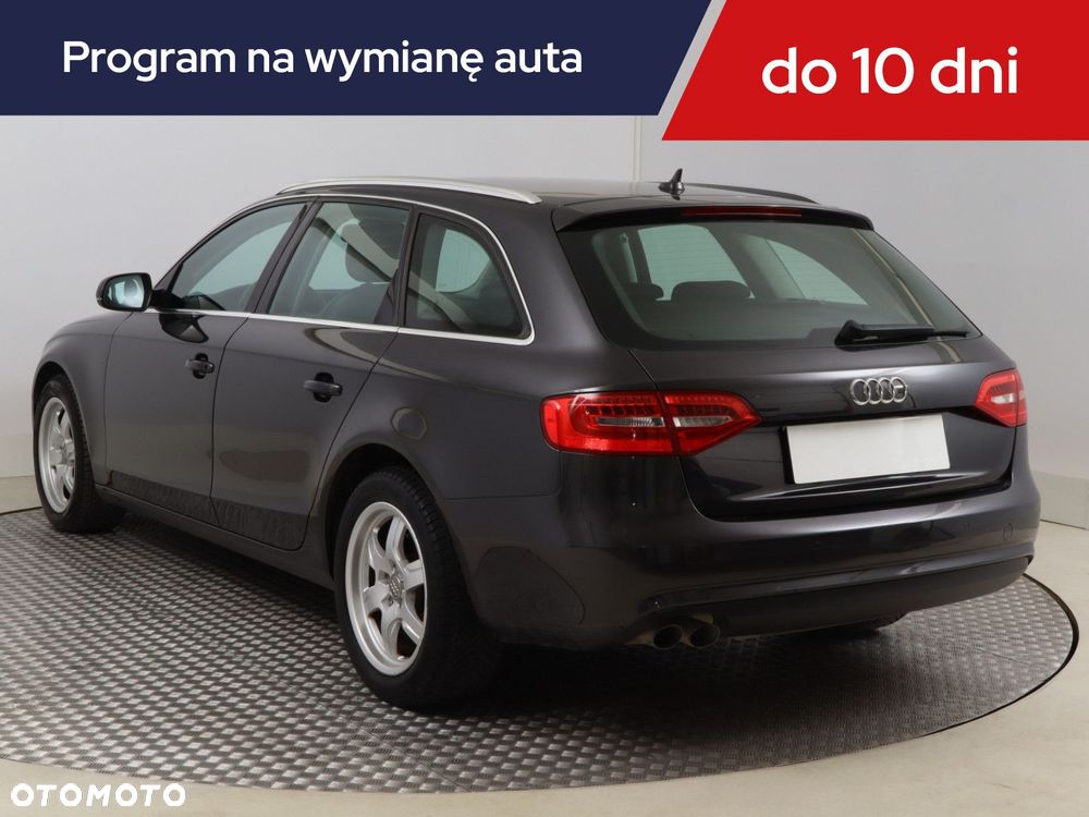 Audi A4 Avant - 6
