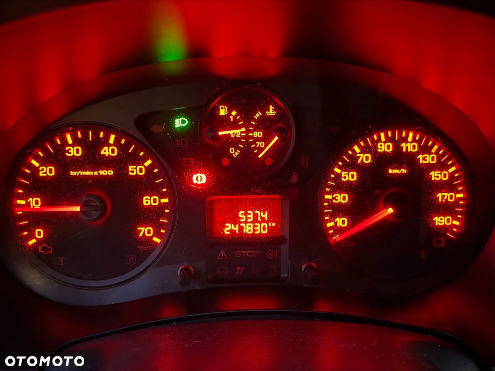 Peugeot Partner - 23