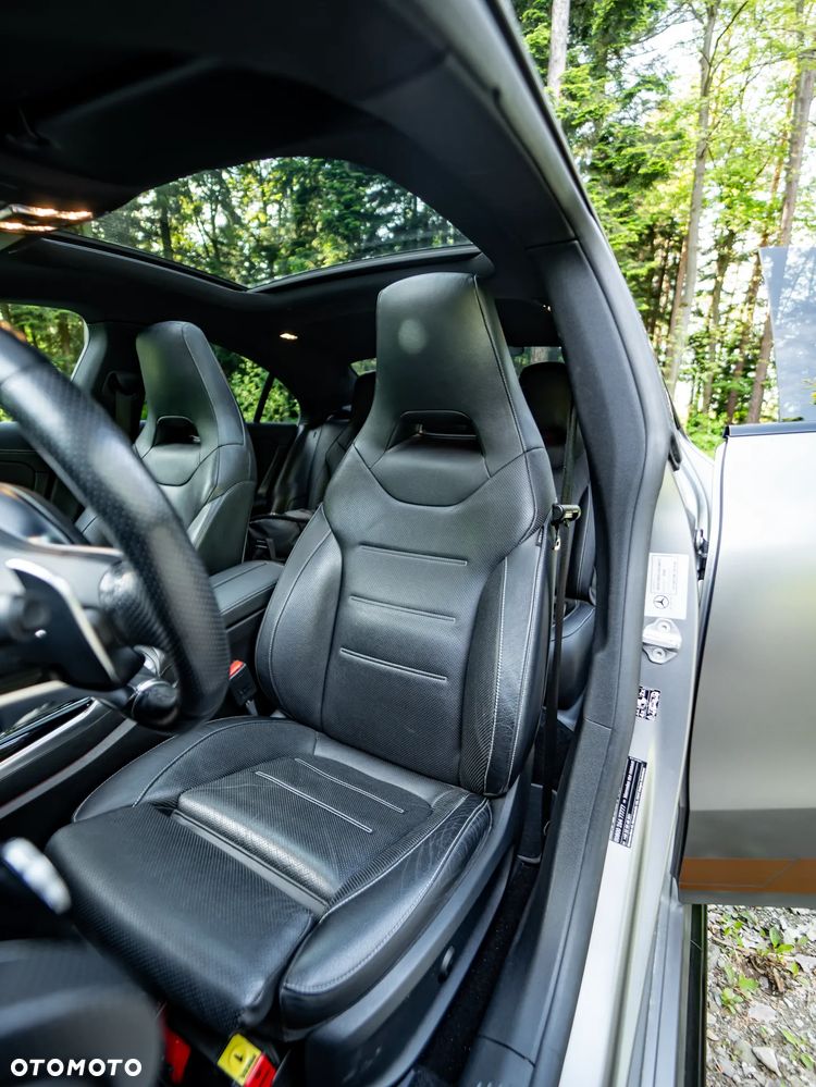 Mercedes-Benz CLA AMG 45 4-Matic - 36