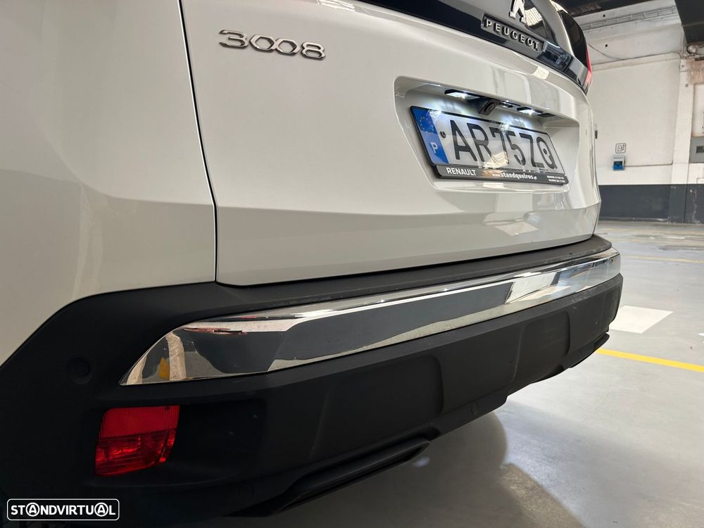 Peugeot 3008 1.2 PureTech Allure EAT8 - 13