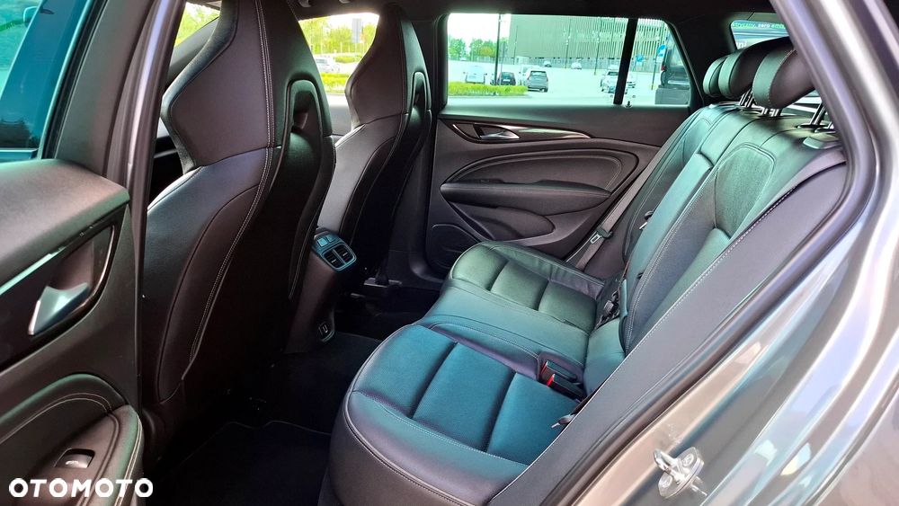 Opel Insignia 2.0 BiTurbo D 4x4 Automatik GSI - 27